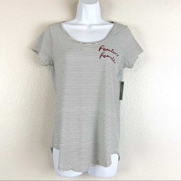 Lucky Brand Fearless Female Graphic Print T-Shirt Size S - Picture 3 of 12